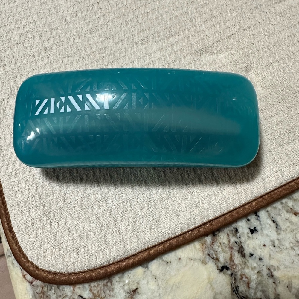 Zenni
Sunglasses - Picture 3 of 3